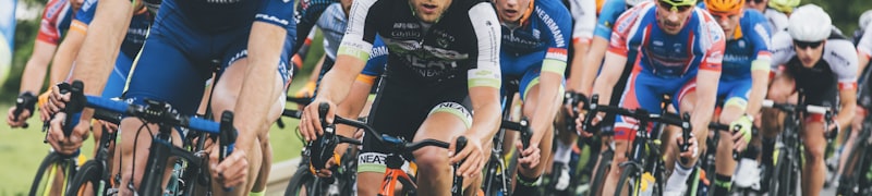 即将开始的足球赛事预告海报